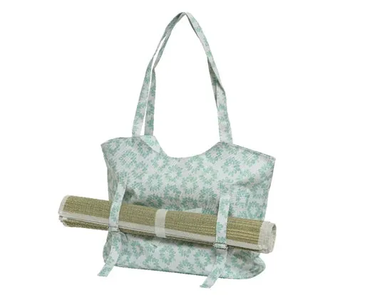 Bag with straw beach mat