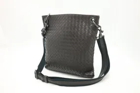 Bottega Veneta Crossbody in Dark Brown Intrecciato Leather