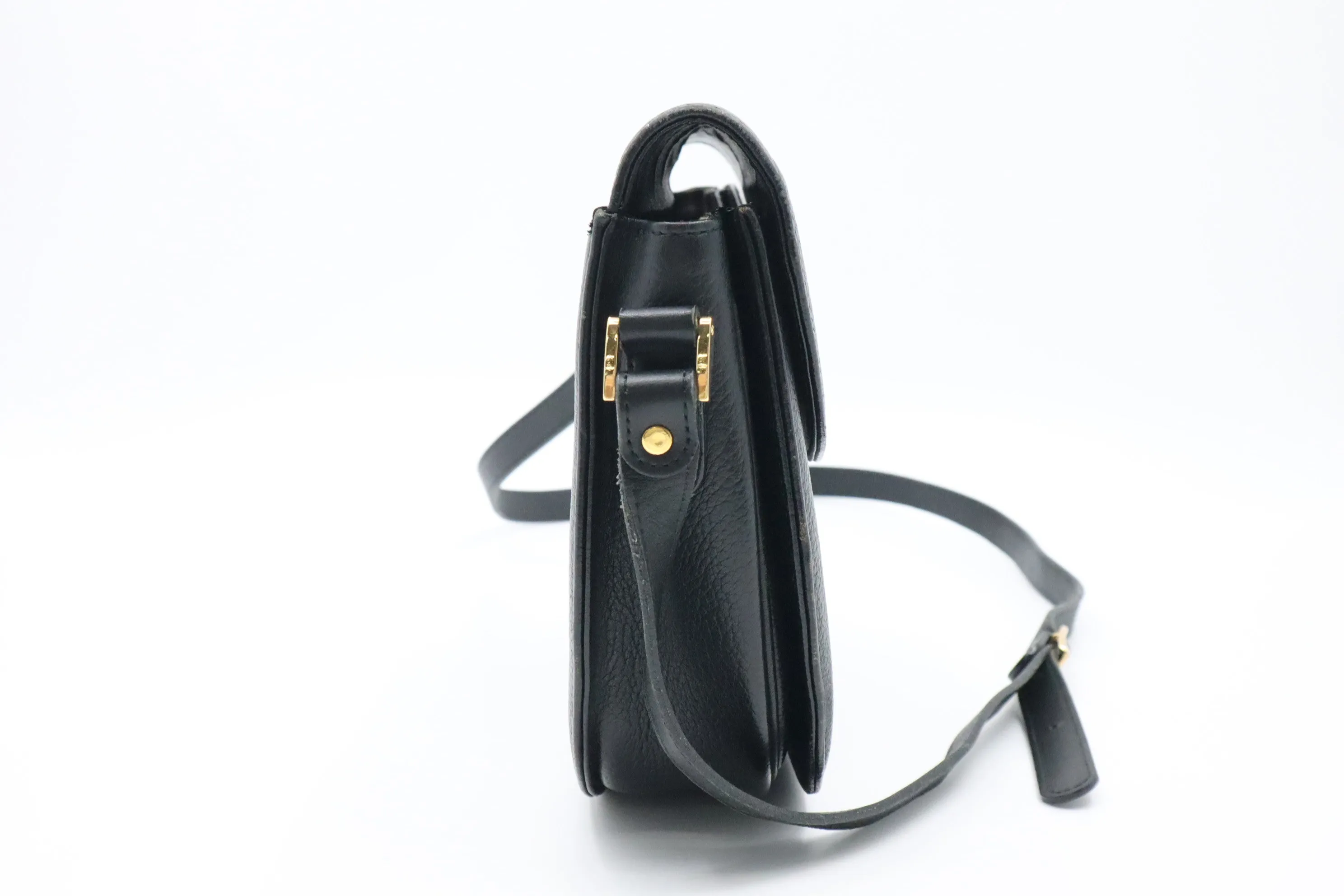 Burberry Crossbody in Black Leather