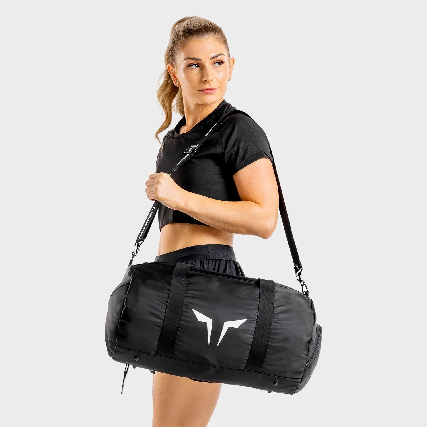 Core Holdall Small - Onyx