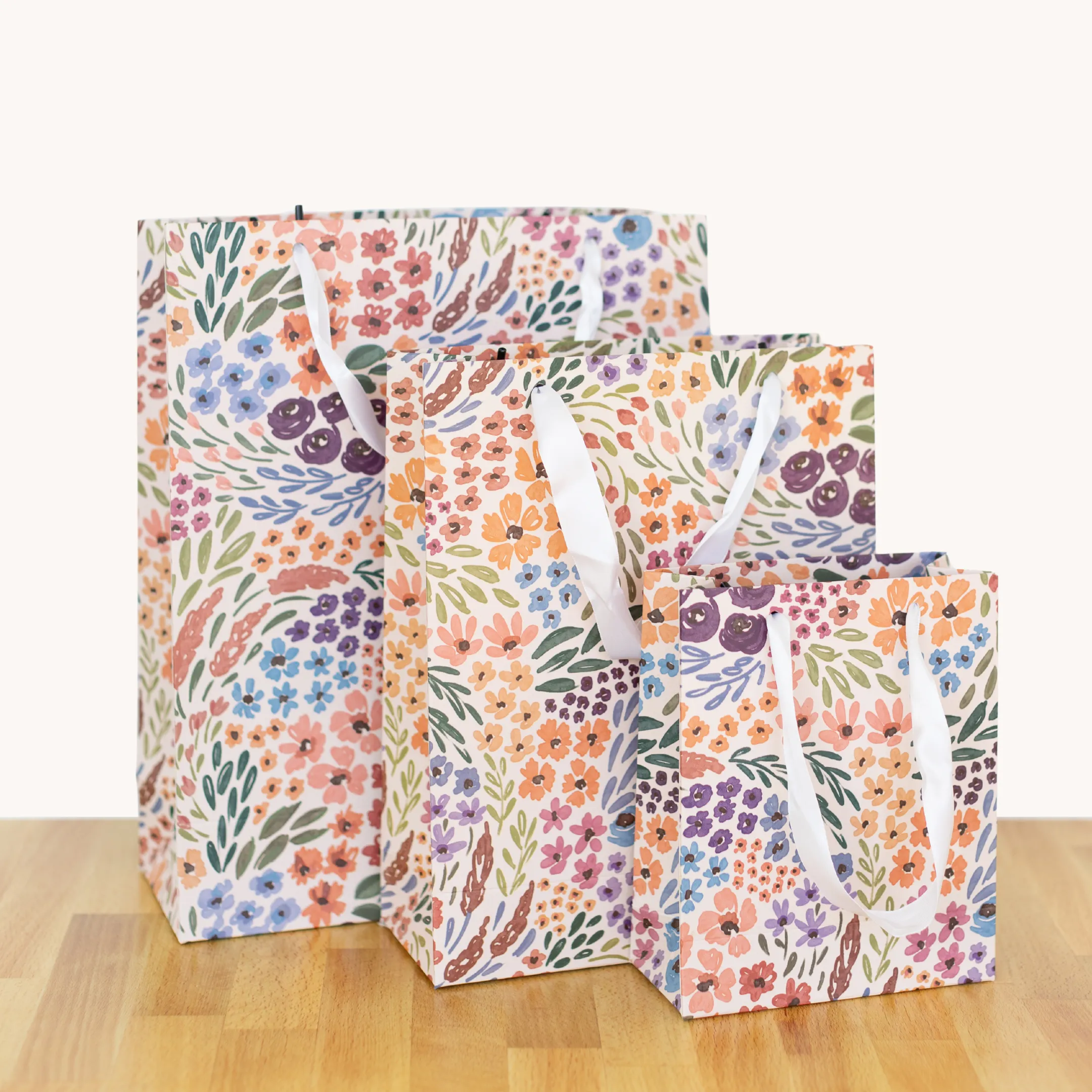 Countryside Blooms Gift Bag