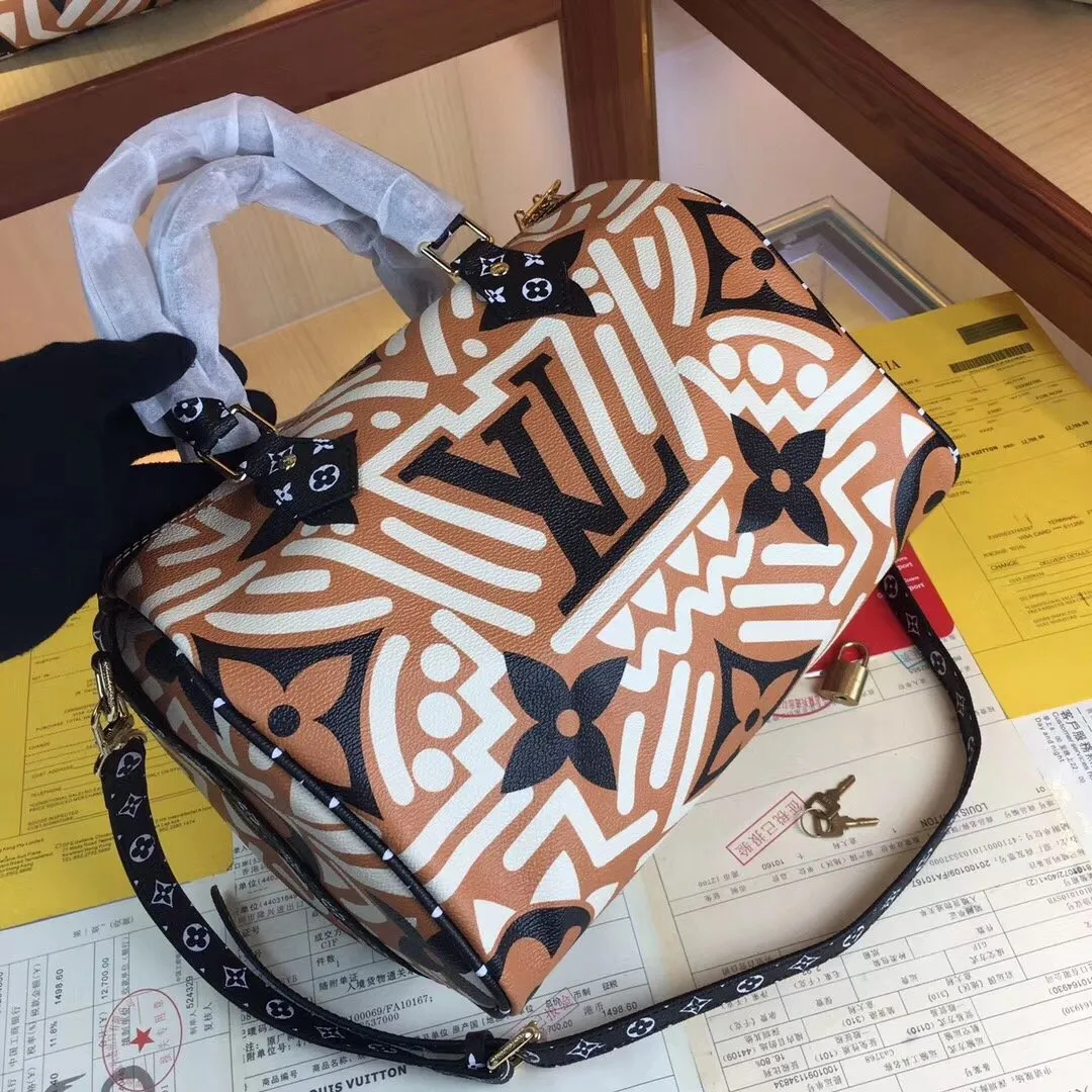 Designer Handbags LN 206