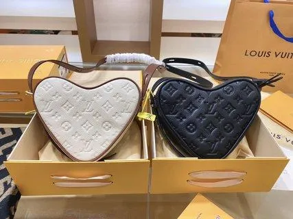 Designer Handbags LN 990