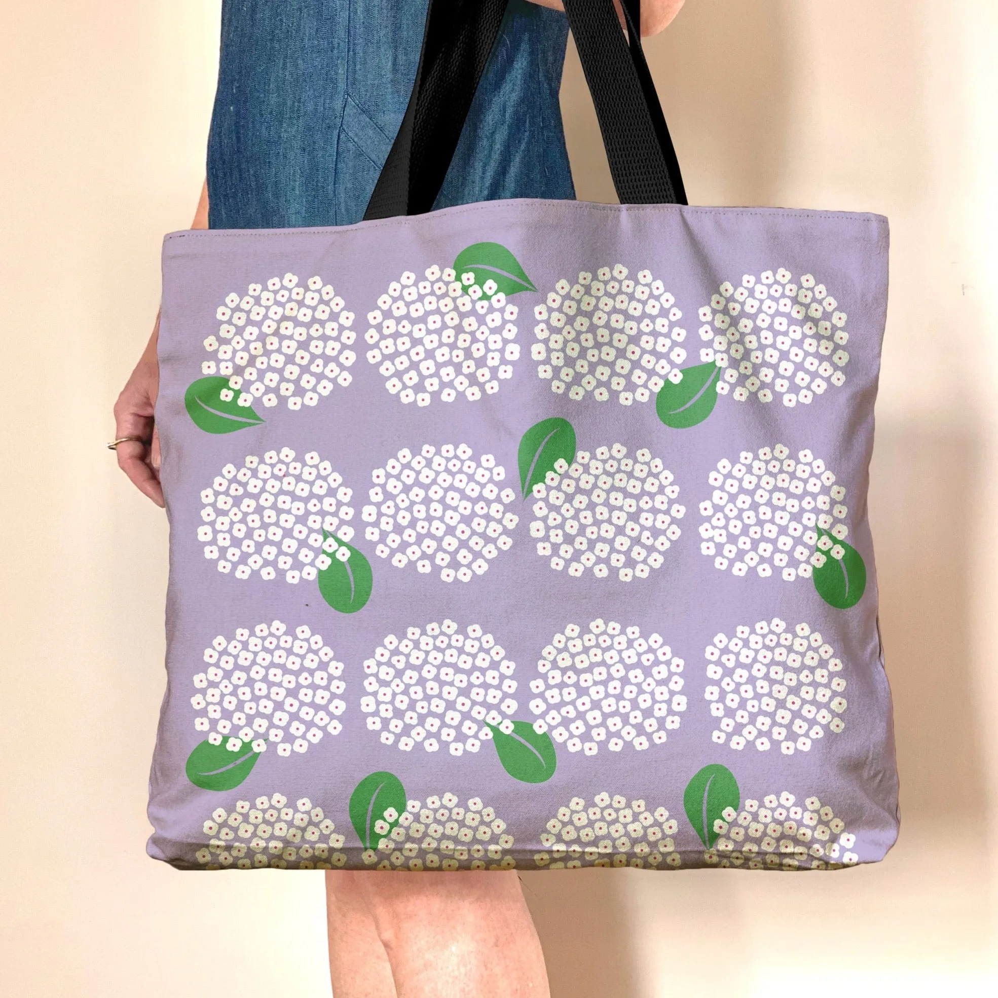 Hydrangeas oversized tote