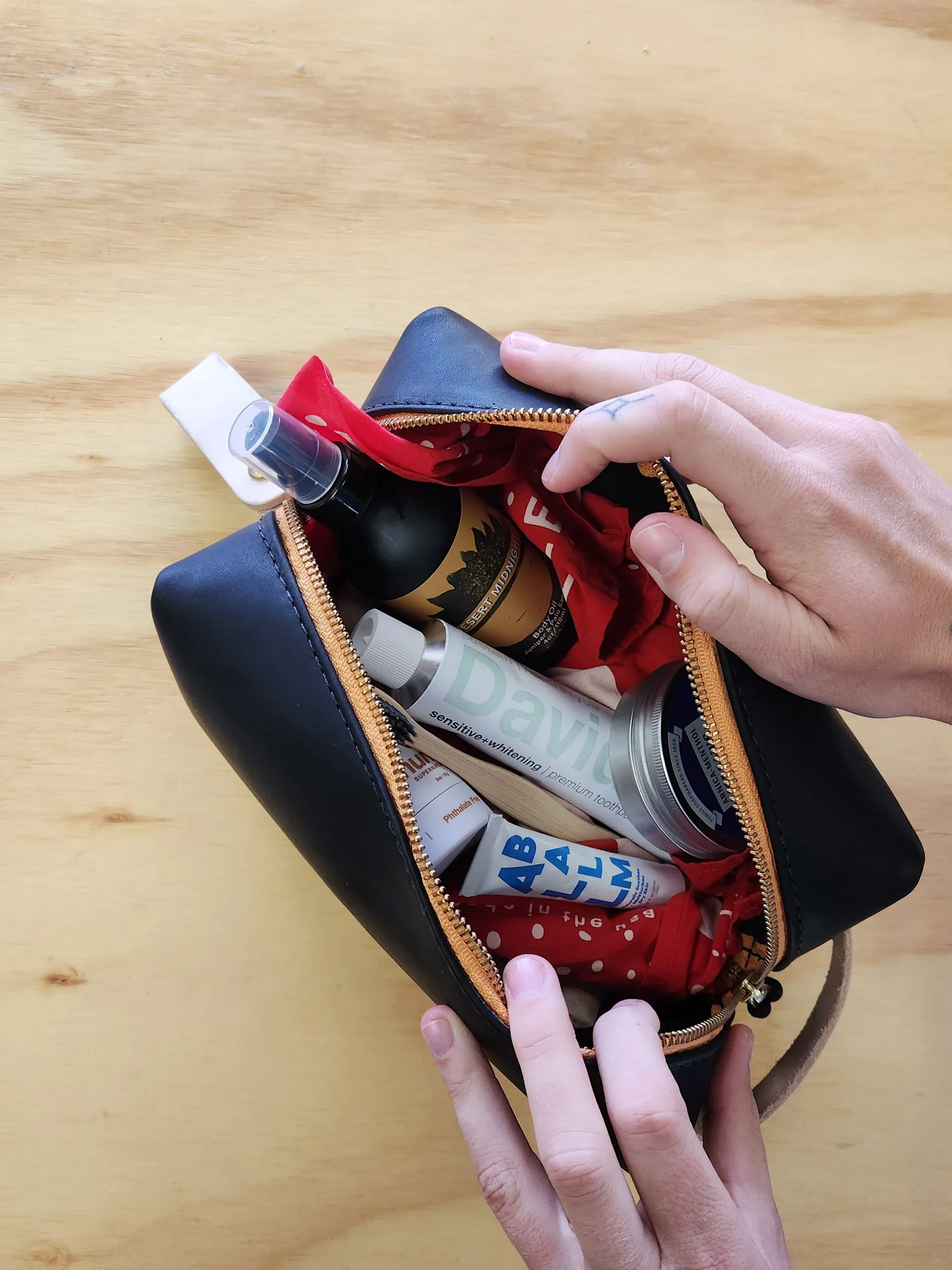 Leather Dopp Kit - Black