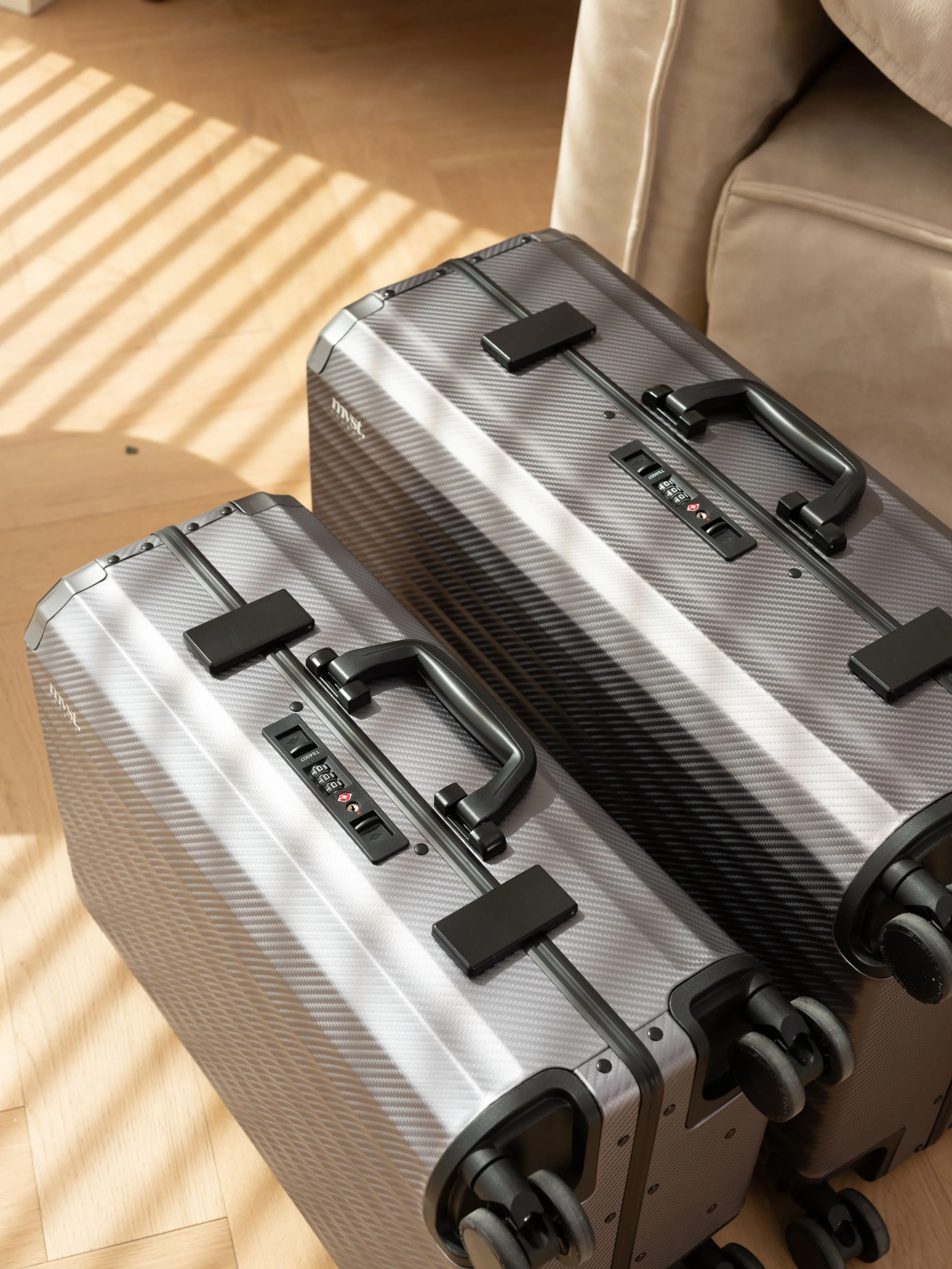 SPACE Aluminum Suitcase Gunmetal