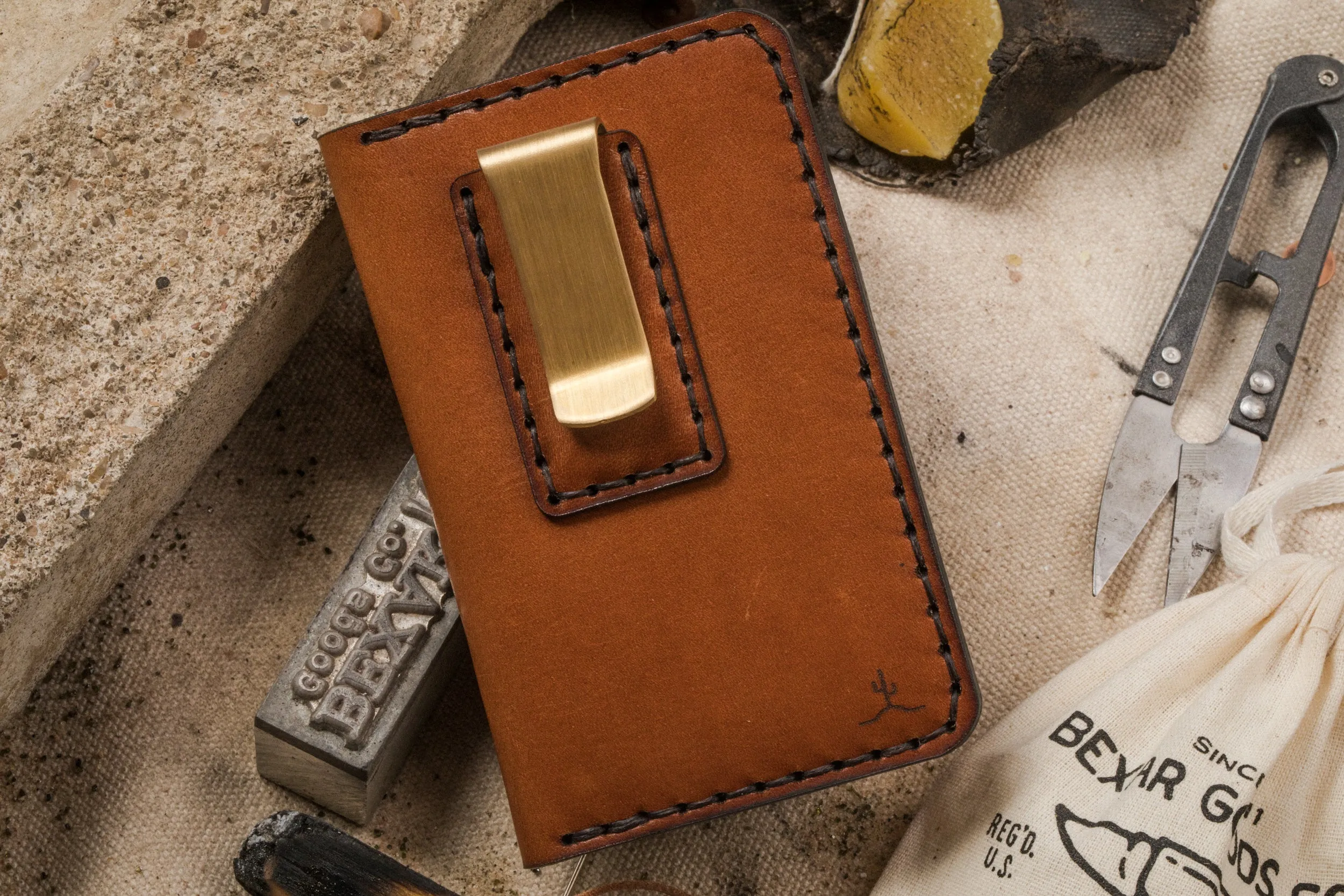 Vertical Card Wallet with Money Clip